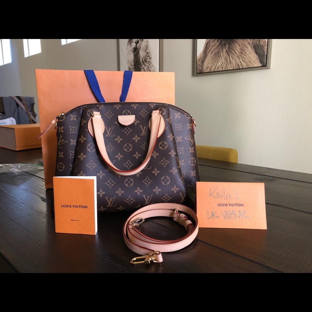 Louis Vuitton rivoli mm